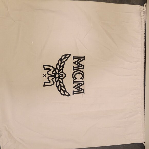 NWT MCM Medium Visetos Side-Stud Backpack - Picture 3 of 8